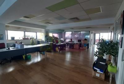 Spațiu industrial, de 1,250 mp, în 1 Decembrie - 40