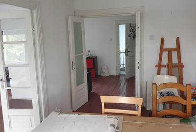 VANZARE APARTAMENT CU 3  CAMERE ,  MANSARDA - PIATA DOMENII - 4