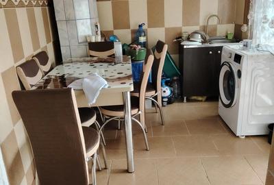 Casă cu 4 camere cu Teren 400 Mp în Cătiașu - 1