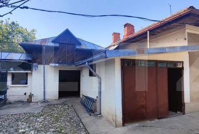 Casă cu 7 camere cu Teren 818 Mp în Central - 8