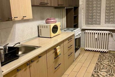 Apartament cu 2 camere decomandat în 1 Mai - 10