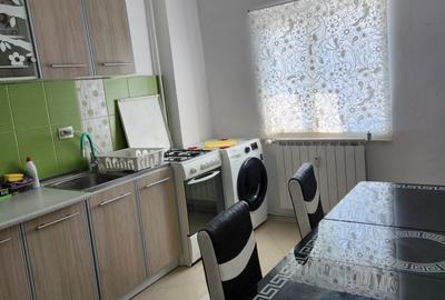 Apartament cu 2 camere decomandat în Malu Roșu - 4