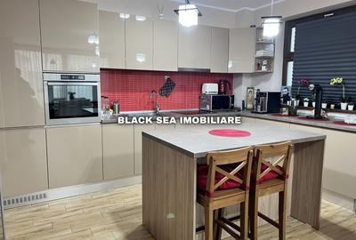 Casă cu 7 camere cu Canalizare în Sud-Est - 6