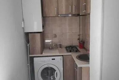 Garsonieră decomandată în Dacia