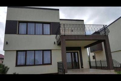 Casă cu 4 camere cu Teren 800 Mp în Central - 9