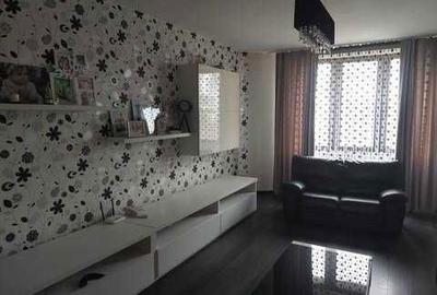 Apartament cu 4 camere decomandat în Central - 1