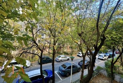 Apartament cu 3 camere decomandat, mobilat în Panduri - 9