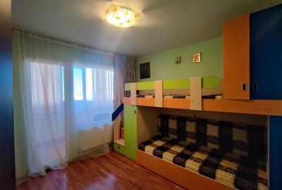 Apartament cu 4 camere decomandat, mobilat în Drumul Taberei - 6