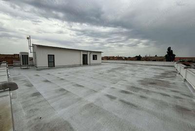 Spațiu comercial, de 350 mp, în Central - 3