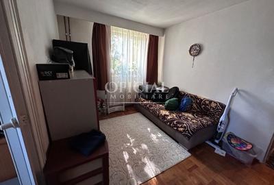 Apartament cu 3 camere semidecomandat, mobilat în Gheorgheni
