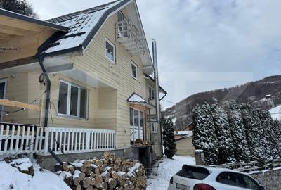 Casă individuală cu 5 camere cu Teren 850 Mp în Exterior Vest - 1