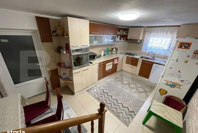 Casă cu 3 camere cu Canalizare în Central - 10