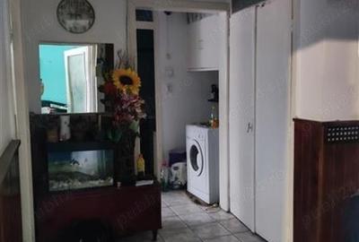 Apartament cu 2 camere decomandat în Baba-Dochia
