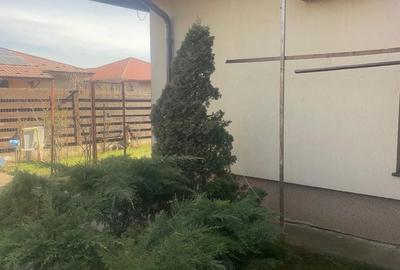 Casă cu 4 camere cu Teren 600 Mp în Balotești - 2