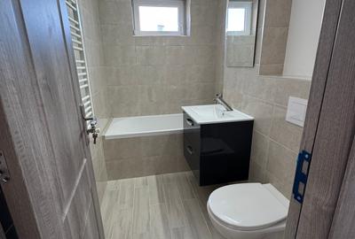 3 Camere 67 mp Zona Tomis Nord  Renovat Total - 11