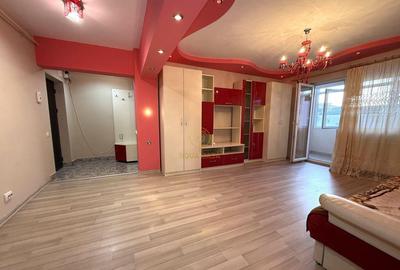 Apartament cu 2 camere decomandat în Micro 16 - 2