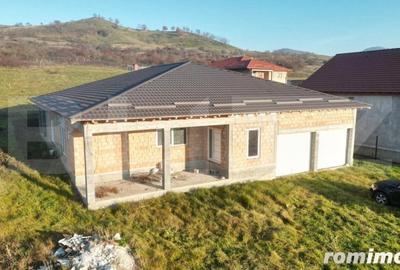 Casă cu 4 camere cu Teren 1500 Mp în Ideciu de Jos - 13
