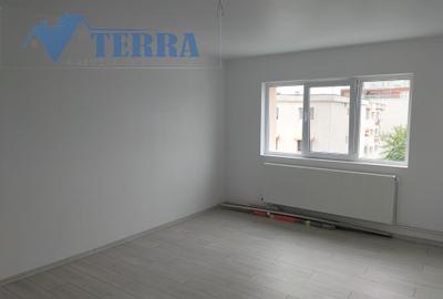 Apartament 2 camere, renovat 2025, zona Robea, 2 balcoane. - 2