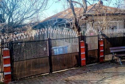 Vand, schimb casa la curte - 2