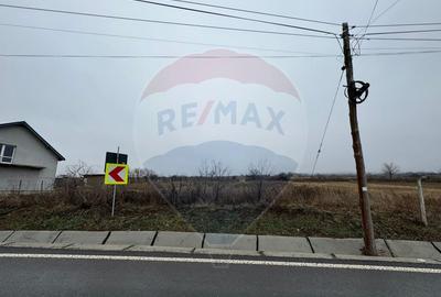 Teren de 2146 mp, în Cârligele - 3