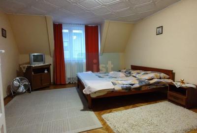 Casă cu 7 camere cu Canalizare în Sânmartin - 9