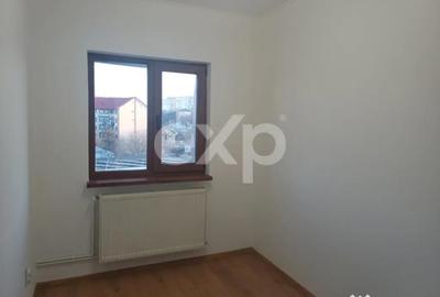 Apartament cu 3 camere semidecomandat în Banat - 5