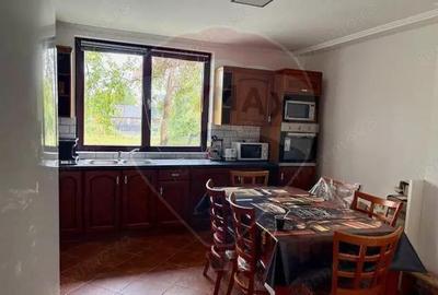 Casa / Vila cu 4 camere de vanzare - 15