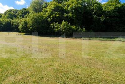 Teren de 867 mp, în Central