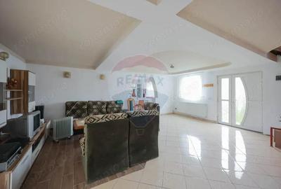 Casa cu etaj, 5 camere, de vanzare, in zona turistica, Vadu Cri?ului - 3