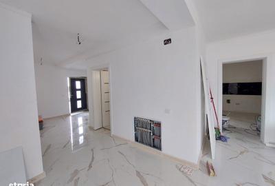 Casă cu 4 camere în Albești - 9