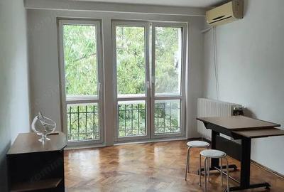 Vanzare apartament luminos de 2 camere in Titan-Lotru, pret negociabil - 8