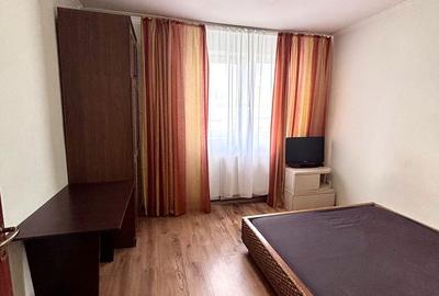 Apartament cu 3 camere semidecomandat în Alexandru cel Bun - 1