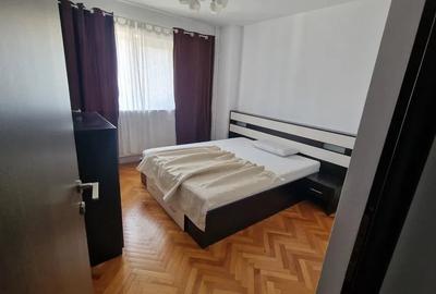 Apartament de 3 camere cu balcon si parcare, zona din 13 septembrie - 2