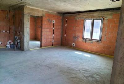 Casa de vanzare Cordun NT - 2