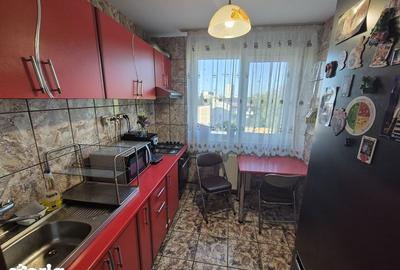 Apartament cu 3 camere semidecomandat, mobilat în Giulești - 1
