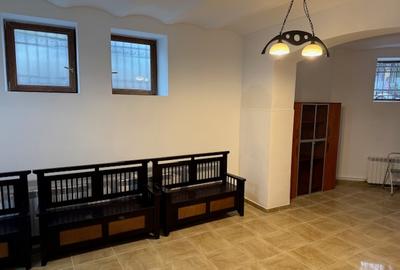 Apartament cu 3 camere decomandat în Gara de Nord - 9