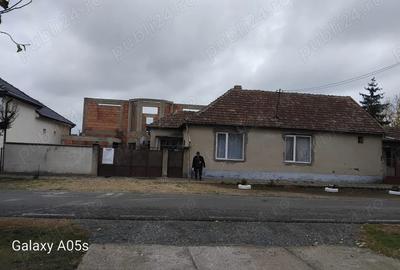 Casa da vanzare in jud. ARAD Ora?ul Curtici . - 5