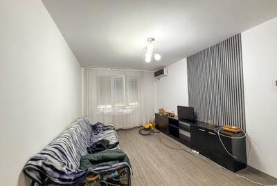 Vanzare 3 Camere Auchan 1 Decembrie 1918, Metrou Titan - 1