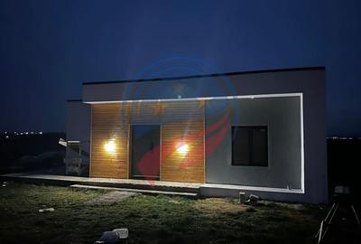Casă individuală cu 4 camere cu Canalizare în Exterior Sud - 2