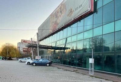 Spațiu comercial, de 6,000 mp, în Central - 1