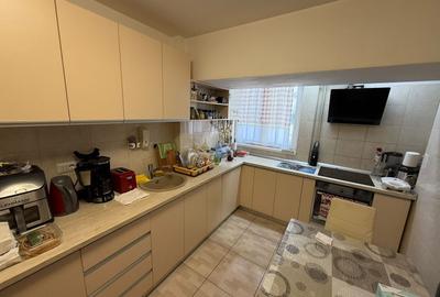 Apartament cu 4 camere decomandat, mobilat în Casa de Cultură - 13