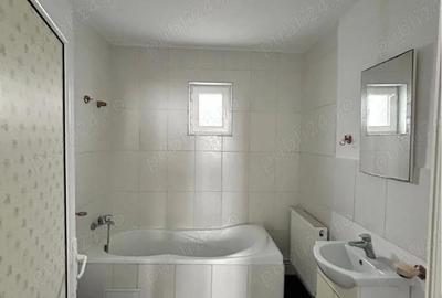 Casă în Central - 1