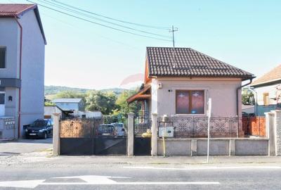 Casa cu 2 camere si 912 mp teren de inchiriat, zona Baciu - 1