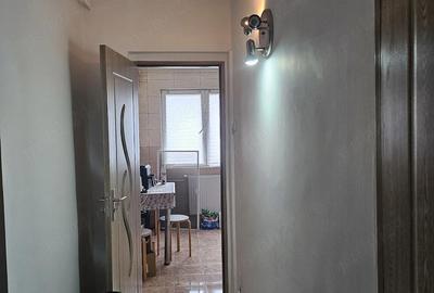 Apartament cu 2 camere decomandat în Gorjului - 10