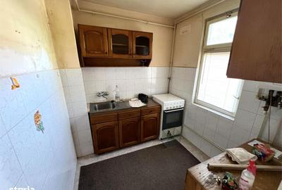 Apartament cu 3 camere decomandat în Carpați 1