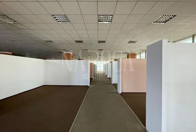 Spațiu comercial, de 1,553 mp, în Central - 9