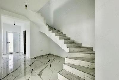 Duplex spatios cu 4 camere si 3 bai | Predare la cheie | Covaci