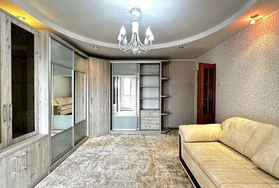 Inchirez un apartament format din 3 camere situat in zona Foisorul de Foc - 1