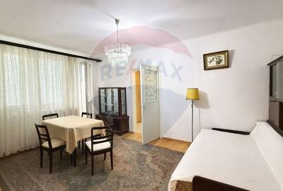 Apartament cu 2 camere semidecomandat în 1 Mai - 1