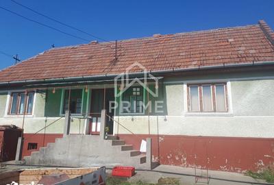 Casă cu 4 camere cu Teren 1708 Mp în Berghin - 5